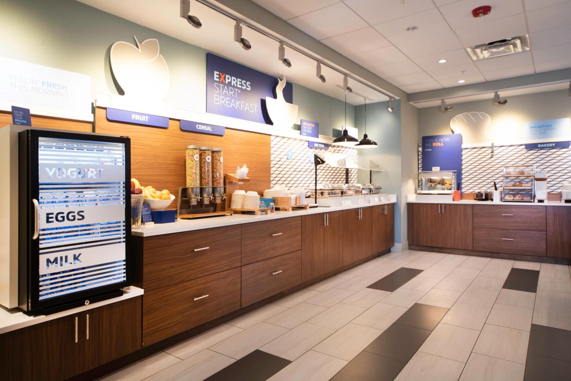 Holiday Inn Express & Suites - Florence - Cincinnati Airport By Ihg Esterno foto